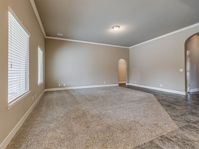 2601 W Albuquerque Street, Broken Arrow, OK 74011