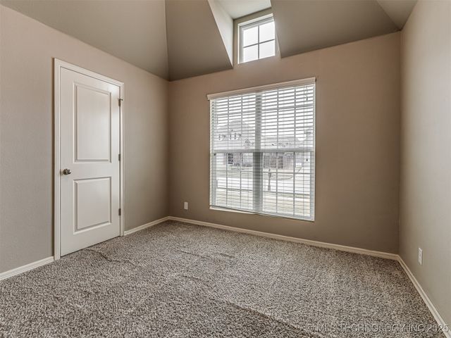 2601 W Albuquerque Street, Broken Arrow, OK 74011