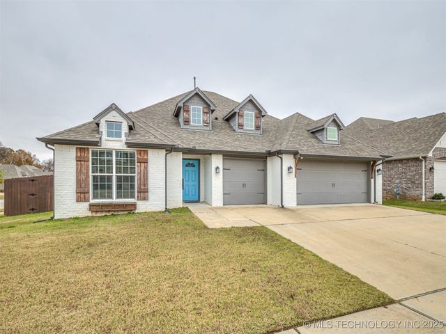 2601 W Albuquerque Street, Broken Arrow, OK 74011