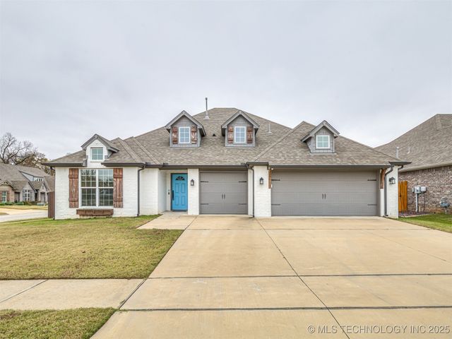 2601 W Albuquerque Street, Broken Arrow, OK 74011