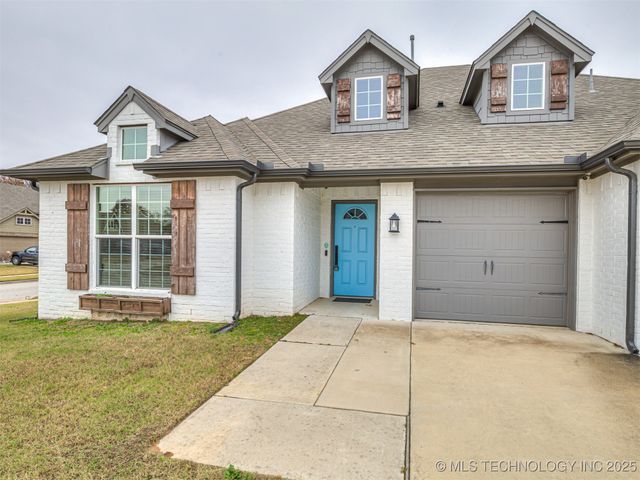 2601 W Albuquerque Street, Broken Arrow, OK 74011