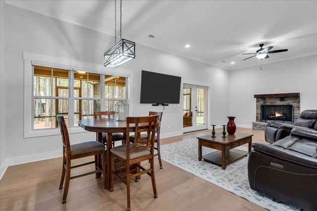 3590 Crockett Pointe # Pointe # JF-307, Jasper, TN 37347