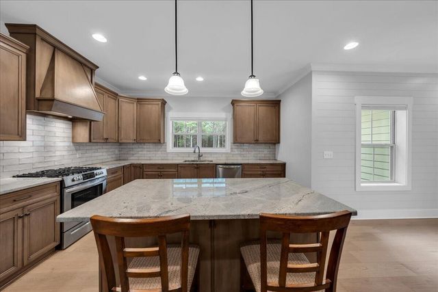 3590 Crockett Pointe # Pointe # JF-307, Jasper, TN 37347