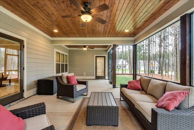 3590 Crockett Pointe # Pointe # JF-307, Jasper, TN 37347