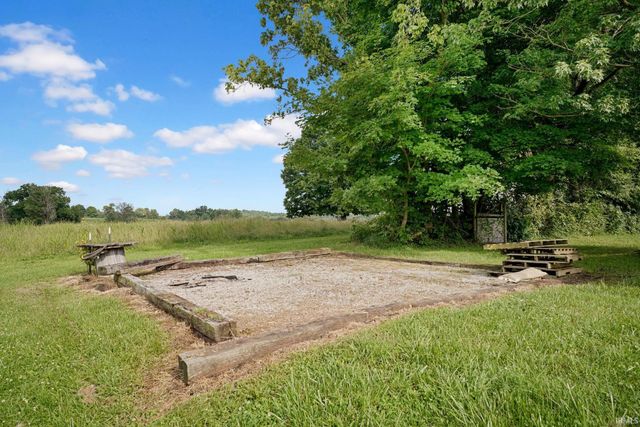 6571 S Wine Street, Owensburg, IN 47453