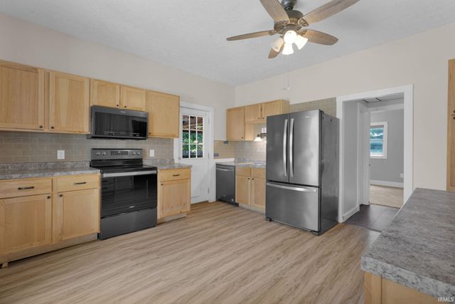 6571 S Wine Street, Owensburg, IN 47453