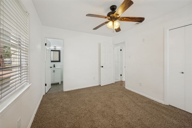 2209 Hackberry Drive, Arlington, TX 76013