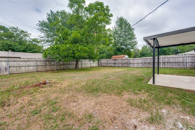 2209 Hackberry Drive, Arlington, TX 76013