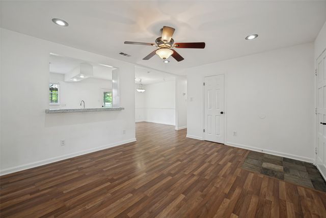 2209 Hackberry Drive, Arlington, TX 76013