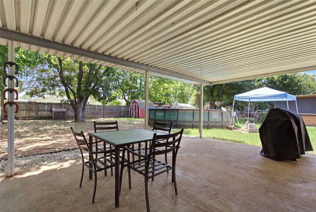 1010 Denton Drive, Euless, TX 76039