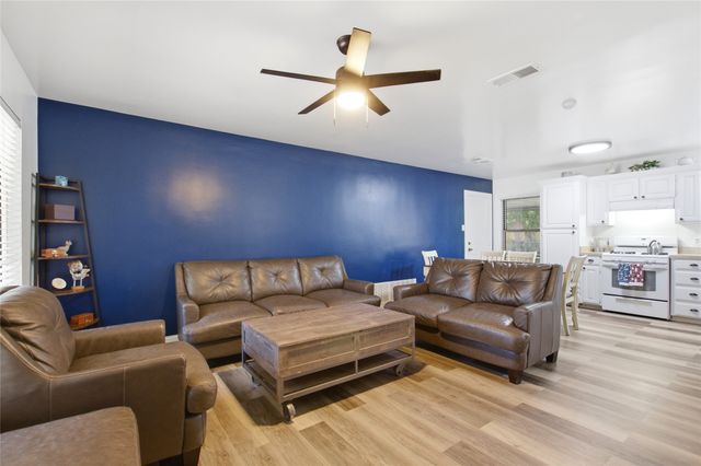 1010 Denton Drive, Euless, TX 76039