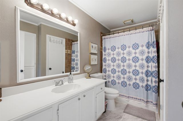 1010 Denton Drive, Euless, TX 76039