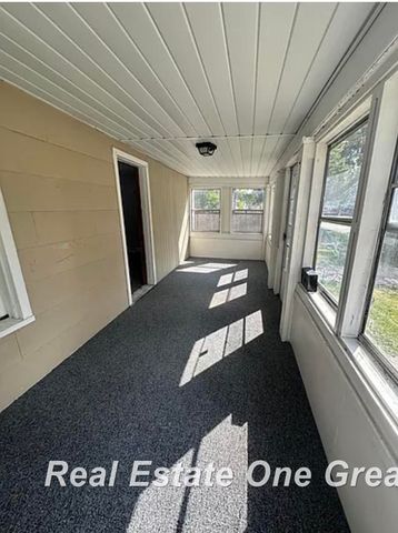 2134 N Charles Street, Saginaw, MI 48602