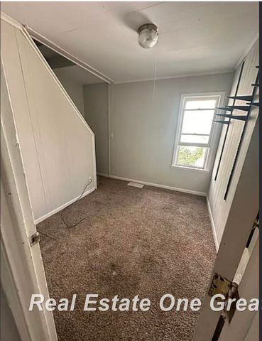 2134 N Charles Street, Saginaw, MI 48602