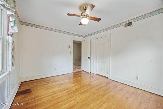 1300 Fairfax Avenue, Elizabeth City, NC 27909