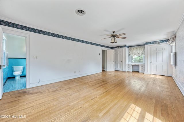 1300 Fairfax Avenue, Elizabeth City, NC 27909