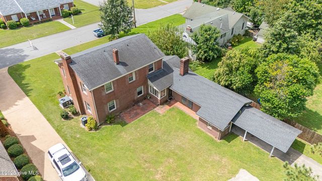 1300 Fairfax Avenue, Elizabeth City, NC 27909