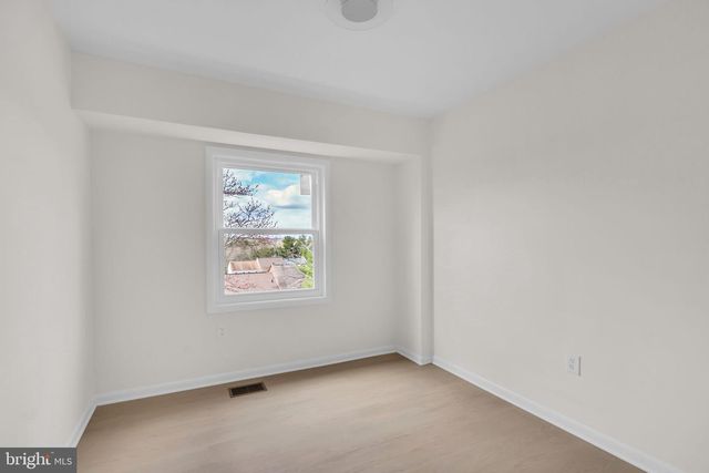 26 TIMBER ROCK RD, Gaithersburg, MD 20878