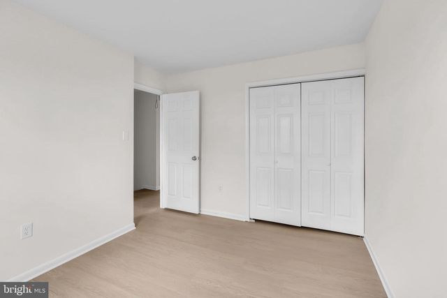 26 TIMBER ROCK RD, Gaithersburg, MD 20878