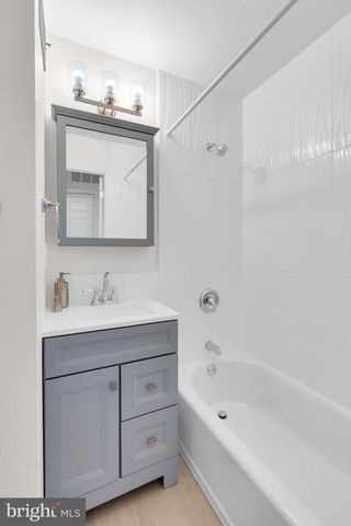 26 TIMBER ROCK RD, Gaithersburg, MD 20878