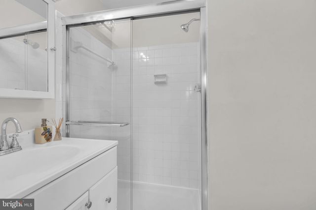 26 TIMBER ROCK RD, Gaithersburg, MD 20878