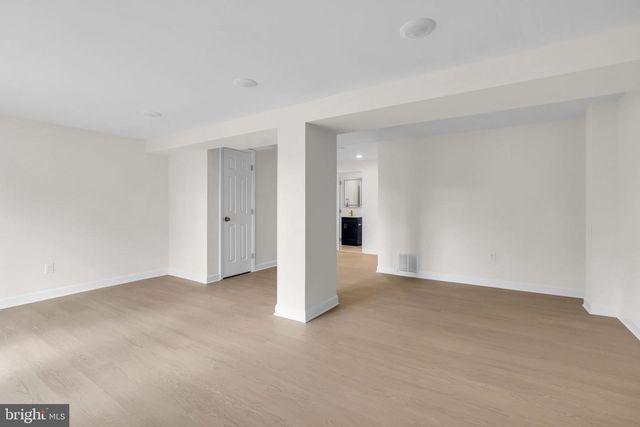 26 TIMBER ROCK RD, Gaithersburg, MD 20878