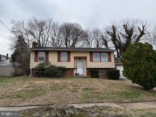 136 MOORE ST, Woodbury Heights, NJ 08097