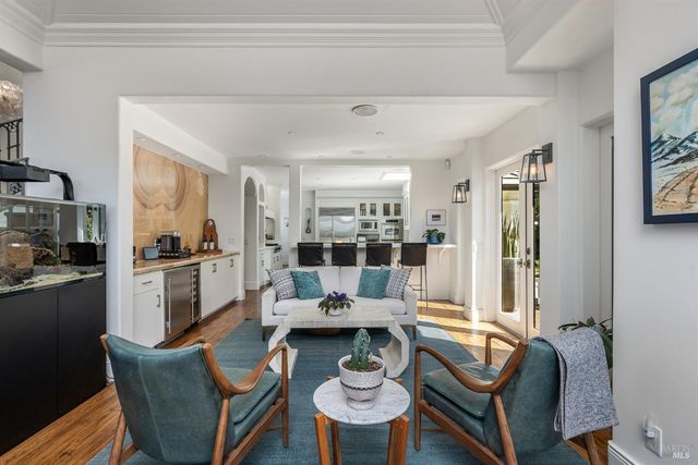 4395 Pine Flat Rd, Healdsburg, CA 95448