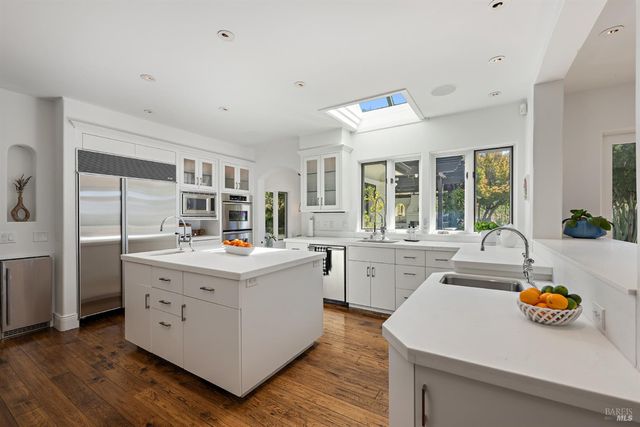 4395 Pine Flat Rd, Healdsburg, CA 95448