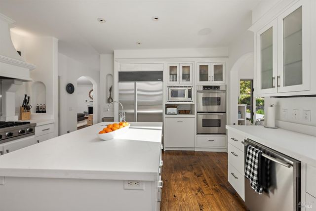 4395 Pine Flat Rd, Healdsburg, CA 95448