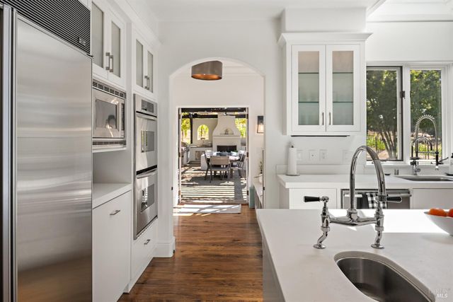 4395 Pine Flat Rd, Healdsburg, CA 95448