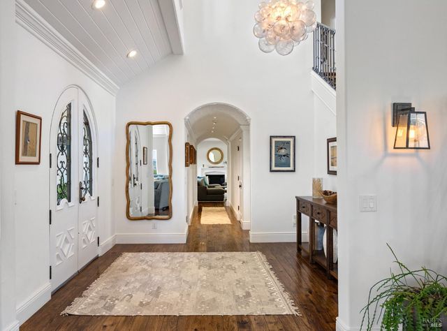 4395 Pine Flat Rd, Healdsburg, CA 95448