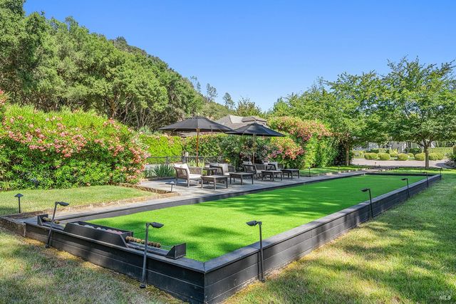 4395 Pine Flat Rd, Healdsburg, CA 95448