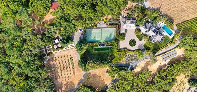 4395 Pine Flat Rd, Healdsburg, CA 95448