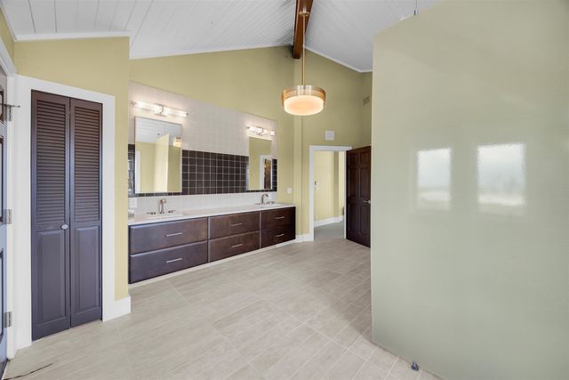 9353 Old A1A, St Augustine, FL 32080