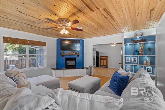 5328 Pensacola Avenue, Orange Beach, AL 36561