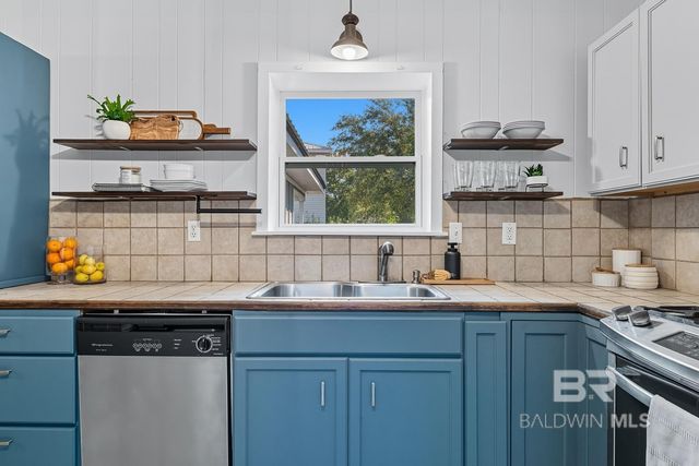 5328 Pensacola Avenue, Orange Beach, AL 36561