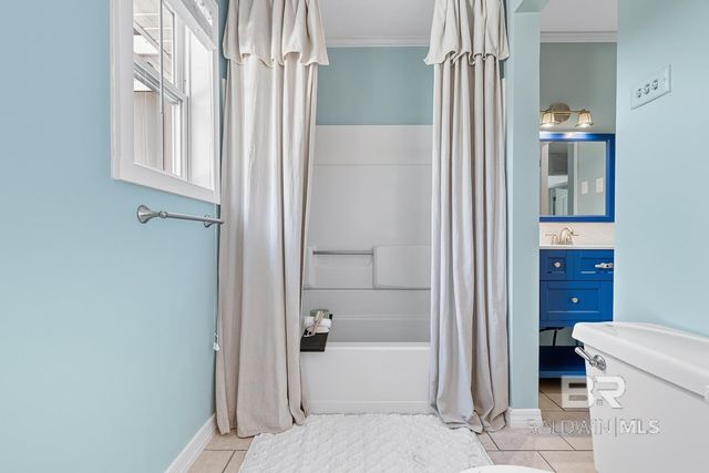 5328 Pensacola Avenue, Orange Beach, AL 36561