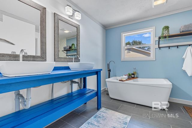 5328 Pensacola Avenue, Orange Beach, AL 36561