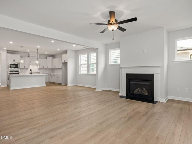 712 Dragonfly Pond Way, Wake Forest, NC 27587