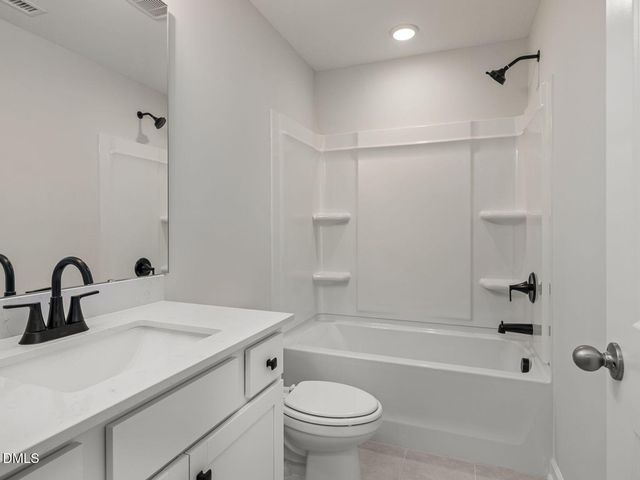 712 Dragonfly Pond Way, Wake Forest, NC 27587