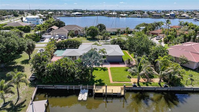 104 FREE COURT SE, Port Charlotte, FL 33952