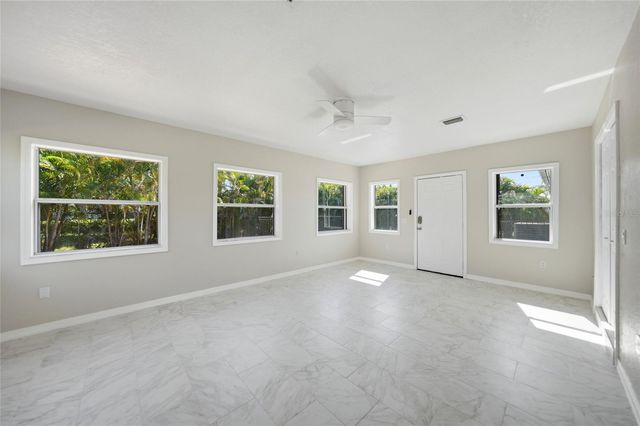 104 FREE COURT SE, Port Charlotte, FL 33952