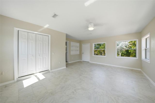 104 FREE COURT SE, Port Charlotte, FL 33952