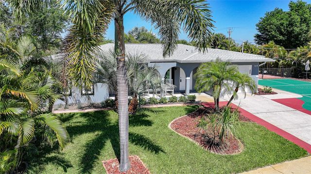 104 FREE COURT SE, Port Charlotte, FL 33952