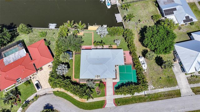 104 FREE COURT SE, Port Charlotte, FL 33952
