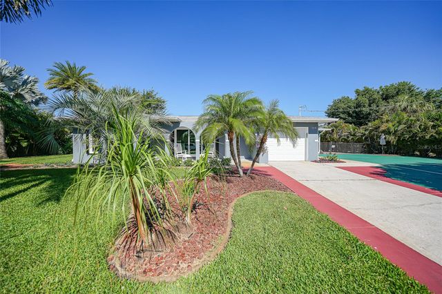 104 FREE COURT SE, Port Charlotte, FL 33952