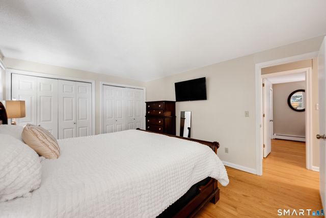 805 Neipsic Road, Glastonbury, CT 06033