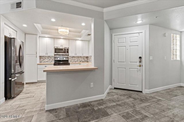10101 N ARABIAN Trail 1044, Scottsdale, AZ 85258