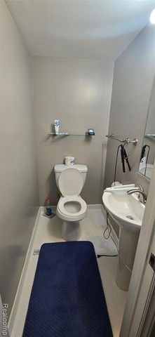 1045 N Old Woodward Avenue 2, Birmingham, MI 48009